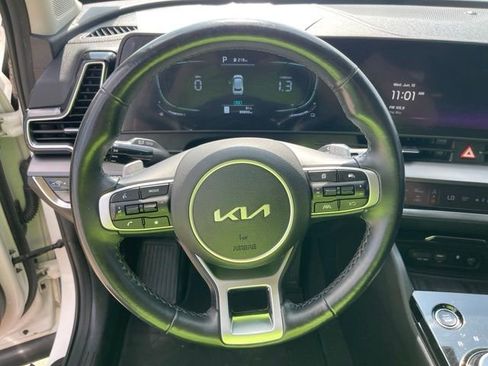 Used 2023 Kia Sportage EX AWD/4WD image 13