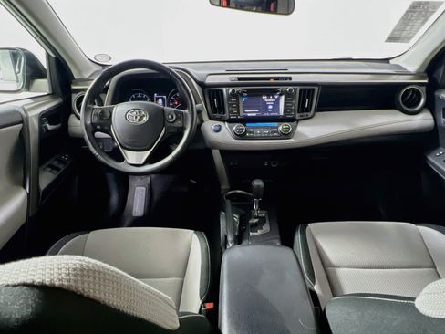 Used 2018 Toyota RAV4 XLE FWD image 29