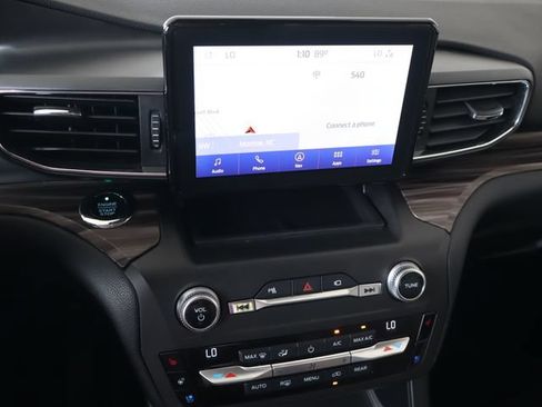 Used 2020 Ford Explorer Limited RWD image 31