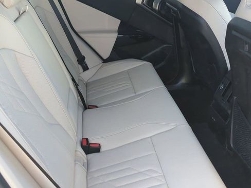 Used 2026 BMW X3 xDrive30 w/ Premium Package image 13