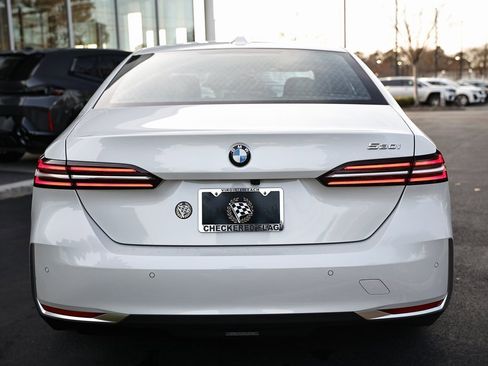 New 2026 BMW 530i w/ Premium Package image 10