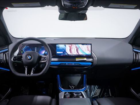 Used 2025 BMW X3 xDrive30i w/ M Sport Package image 10