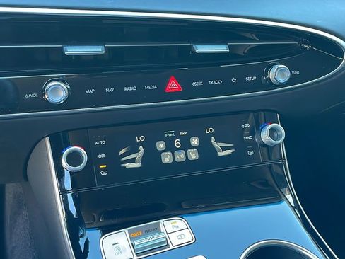 Used 2026 Genesis GV70 2.5T image 20