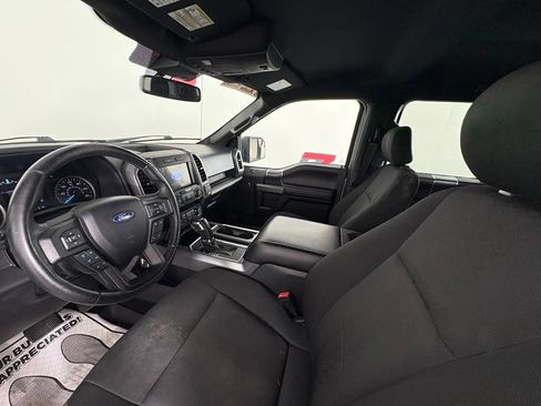 Used 2019 Ford F150 XLT w/ Equipment Group 302A Luxury AWD/4WD image 13