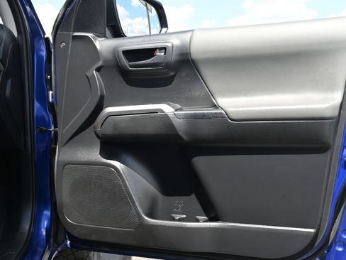 Used 2023 Toyota Tacoma SR5 RWD image 26