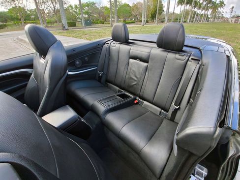 Used 2019 BMW 430i Convertible w/ M Sport Package image 28