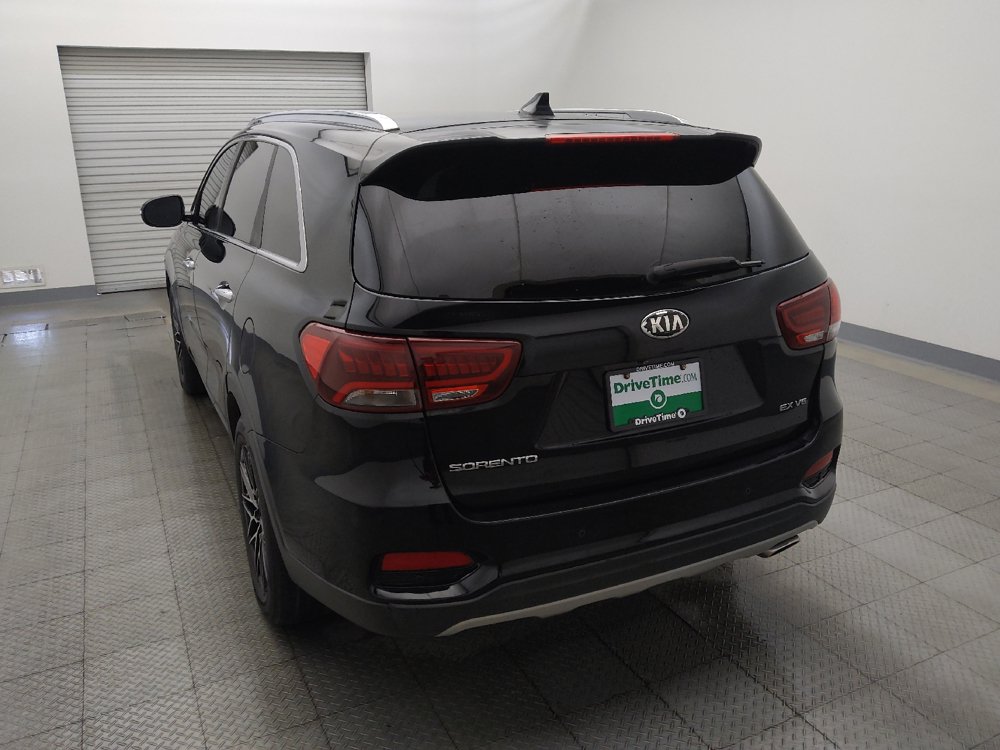 Used 2019 Kia Sorento EX w/ EX Touring Package FWD image 6