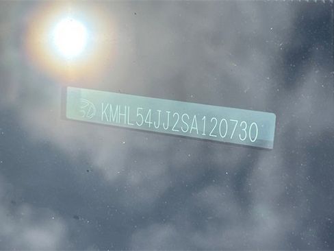 New 2025 Hyundai Sonata Limited image 24