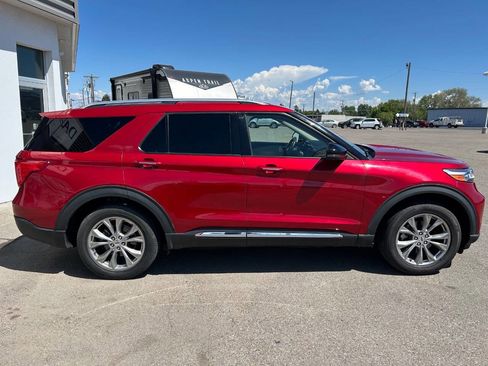 Used 2021 Ford Explorer Limited image 4