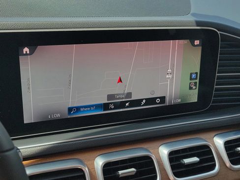 Used 2021 Mercedes-Benz GLE 350 4MATIC image 26