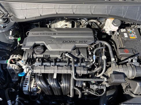 Used 2025 Hyundai Kona SEL image 32