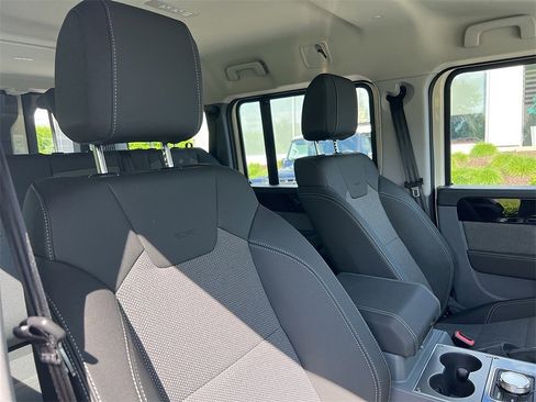 New 2024 INEOS Grenadier image 18