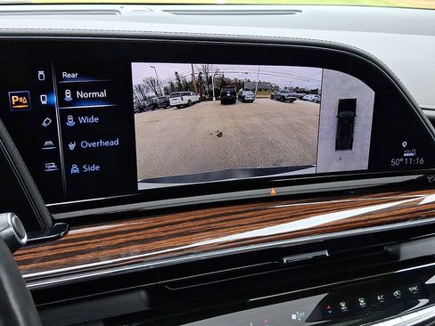 Certified 2023 Cadillac Escalade ESV Premium Luxury image 32