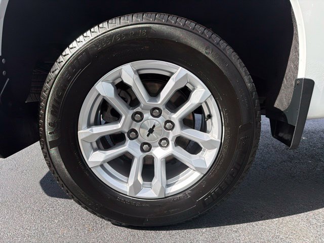 Used 2024 Chevrolet Silverado 1500 RST w/ Convenience Package II AWD/4WD image 9