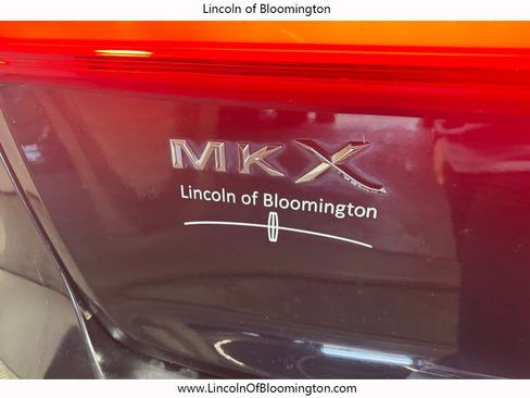 Used 2016 Lincoln MKX Select w/ Select Plus Package AWD/4WD image 25
