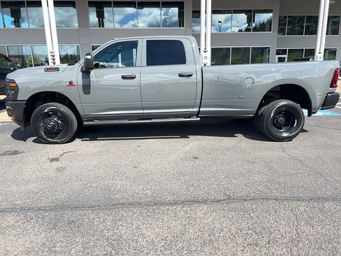 New 2026 RAM 3500 Tradesman image 9