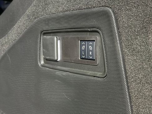 New 2026 Cadillac Escalade ESV Platinum Sport image 55