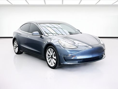Used 2020 Tesla Model 3 RWD image 3