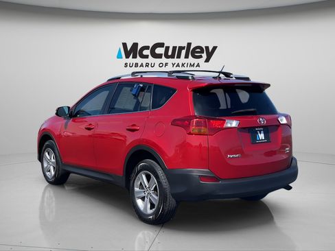 Used 2015 Toyota RAV4 XLE AWD/4WD image 3