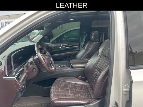 Used 2021 Cadillac Escalade ESV Sport Platinum AWD/4WD image 5
