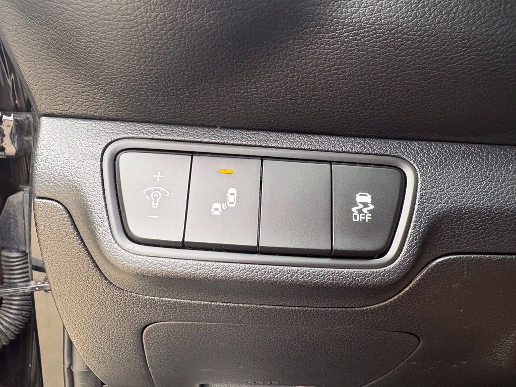 Used 2023 Kia Forte GT-Line FWD image 17