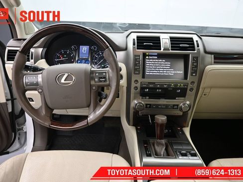 Used 2017 Lexus GX 460 AWD/4WD image 11