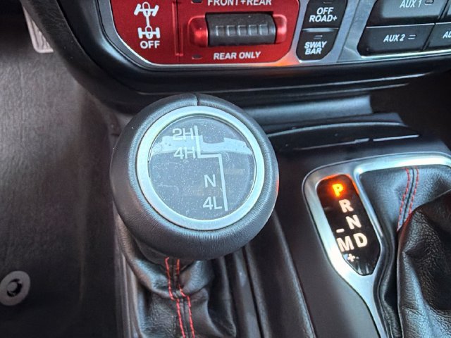 Used 2022 Jeep Gladiator Rubicon w/ LED Lighting Group AWD/4WD image 26
