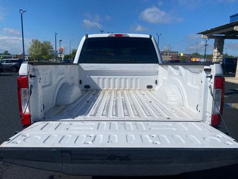 Used 2019 Ford F250 XL w/ Power Equipment Group AWD/4WD image 13