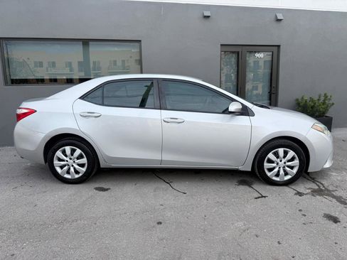 Used 2015 Toyota Corolla LE image 15