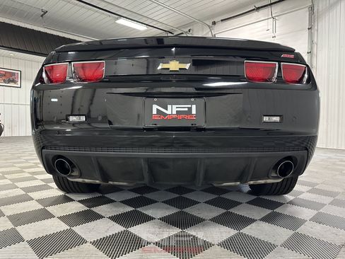 Used 2010 Chevrolet Camaro SS w/ RS Package RWD image 20