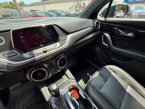 Used 2019 Chevrolet Blazer Premier w/ Sun and Wheels Package AWD/4WD image 22