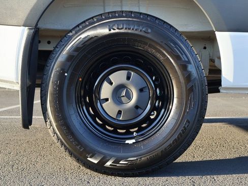 New 2026 Mercedes-Benz Sprinter 2500 image 10