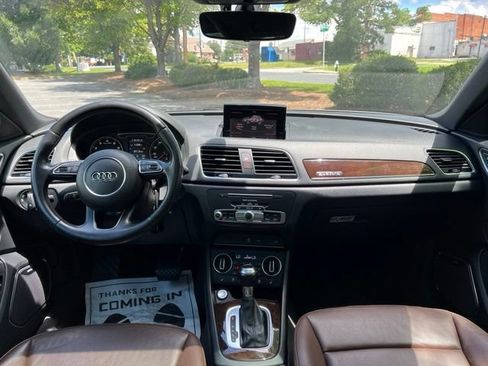 Used 2016 Audi Q3 2.0T Prestige w/ Prestige Package AWD/4WD image 25