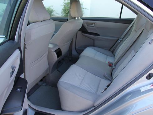 Used 2016 Toyota Camry LE image 24