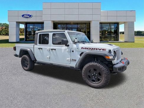 Used 2023 Jeep Gladiator Mojave w/ Trailer Tow Package AWD/4WD image 1