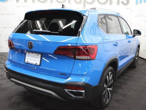 Used 2022 Volkswagen Taos SE image 6