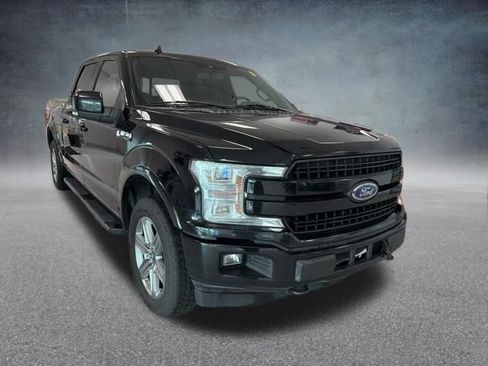 Used 2018 Ford F150 Lariat w/ Equipment Group 502A Luxury AWD/4WD image 4