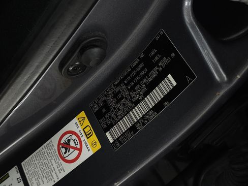 Used 2018 Lexus RX 350 AWD w/ Premium Package image 32