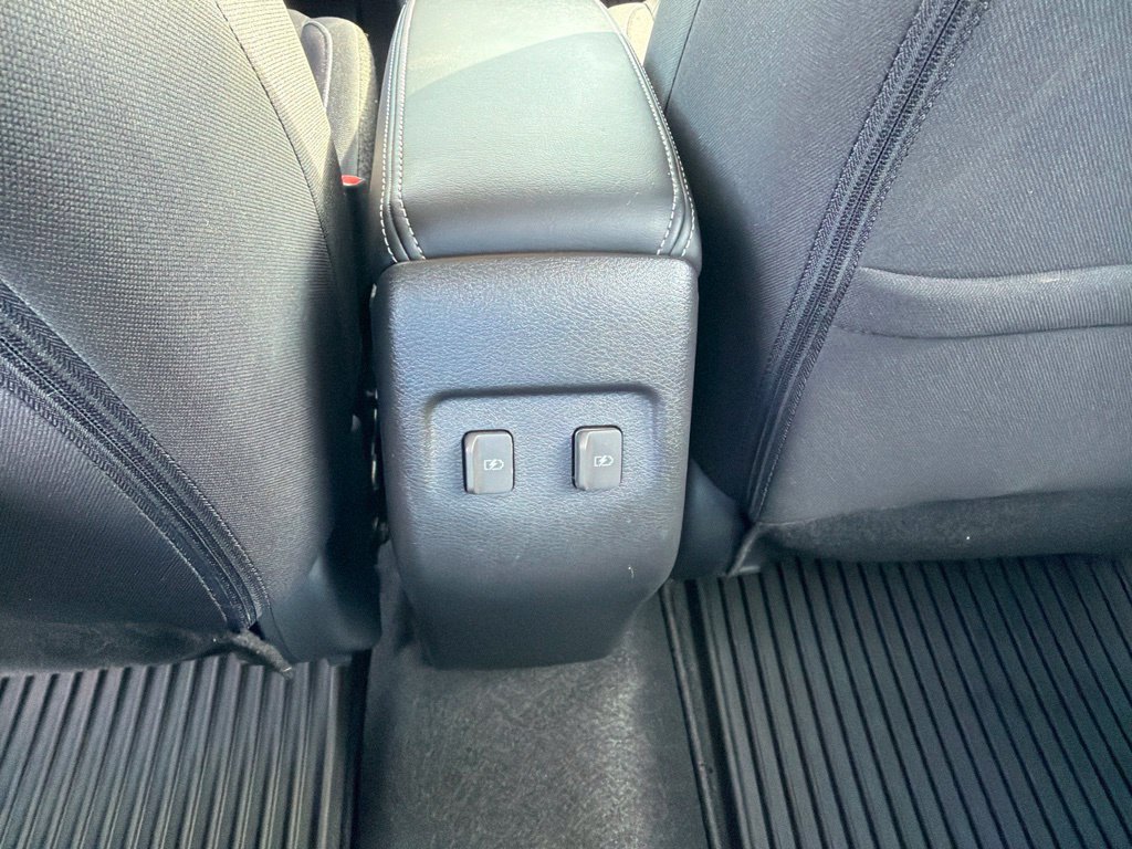 Used 2024 Nissan Kicks SV FWD image 17