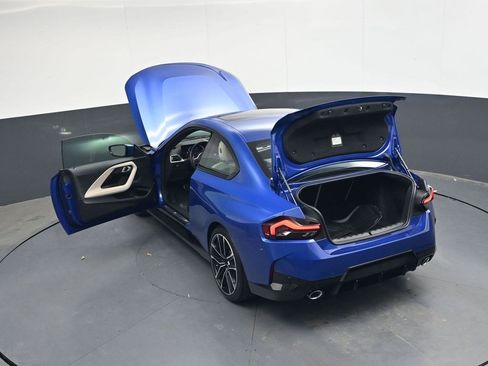 Used 2024 BMW 230i Coupe w/ M Sport Package image 39