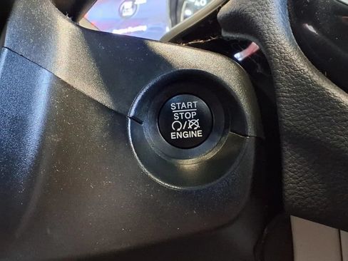 Used 2020 Jeep Compass Limited FWD image 24