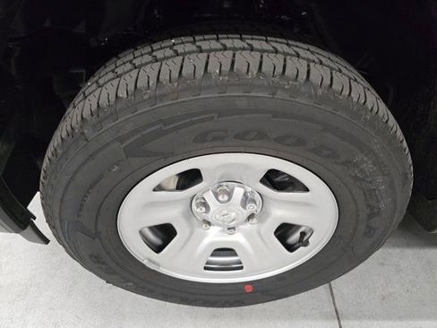 New 2026 RAM 1500 Tradesman AWD/4WD image 10