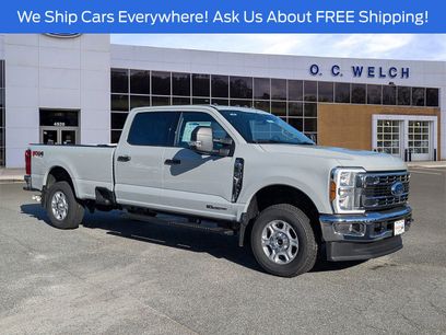 New 2026 Ford F250 XLT w/ FX4 Off-Road Package