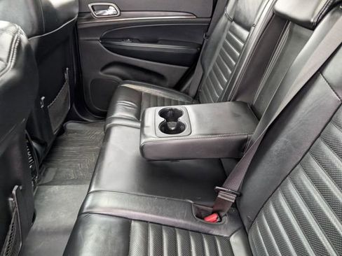 Used 2020 Jeep Grand Cherokee Limited X image 22