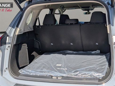 New 2026 Nissan Rogue SV image 12