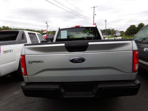 Used 2017 Ford F150 XL w/ Equipment Group 101A Mid image 4