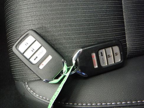 Used 2022 Honda Accord Sport image 34