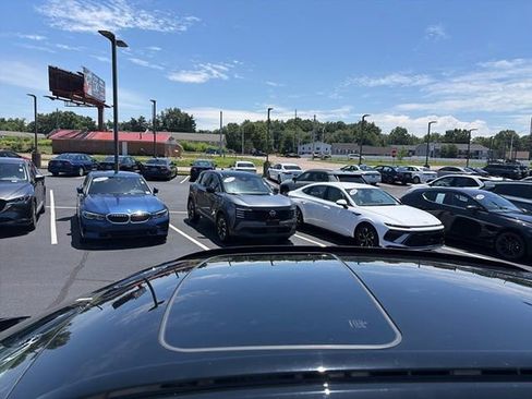Used 2025 Lexus UX 300h AWD w/ Cold Area Package image 4