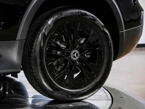 Used 2024 Mercedes-Benz GLB 250 w/ Exclusive Package image 59