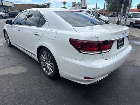 Used 2014 Lexus LS 460 w/ Comfort Package RWD image 4